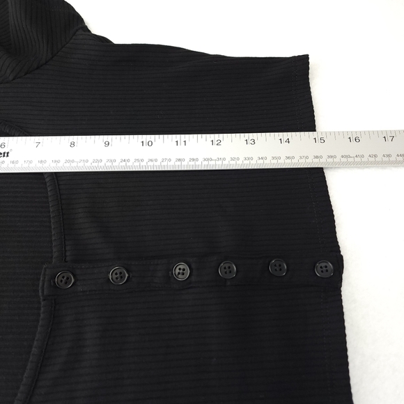 Reformation Black Ribbed Crop Top - Picture 8 of 8